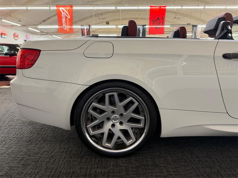2011 BMW M3 - Image 31 of 31