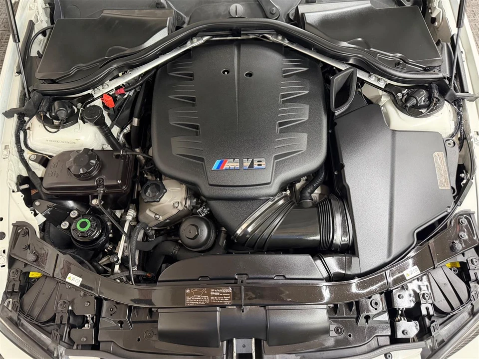 2011 BMW M3 - Image 20 of 31