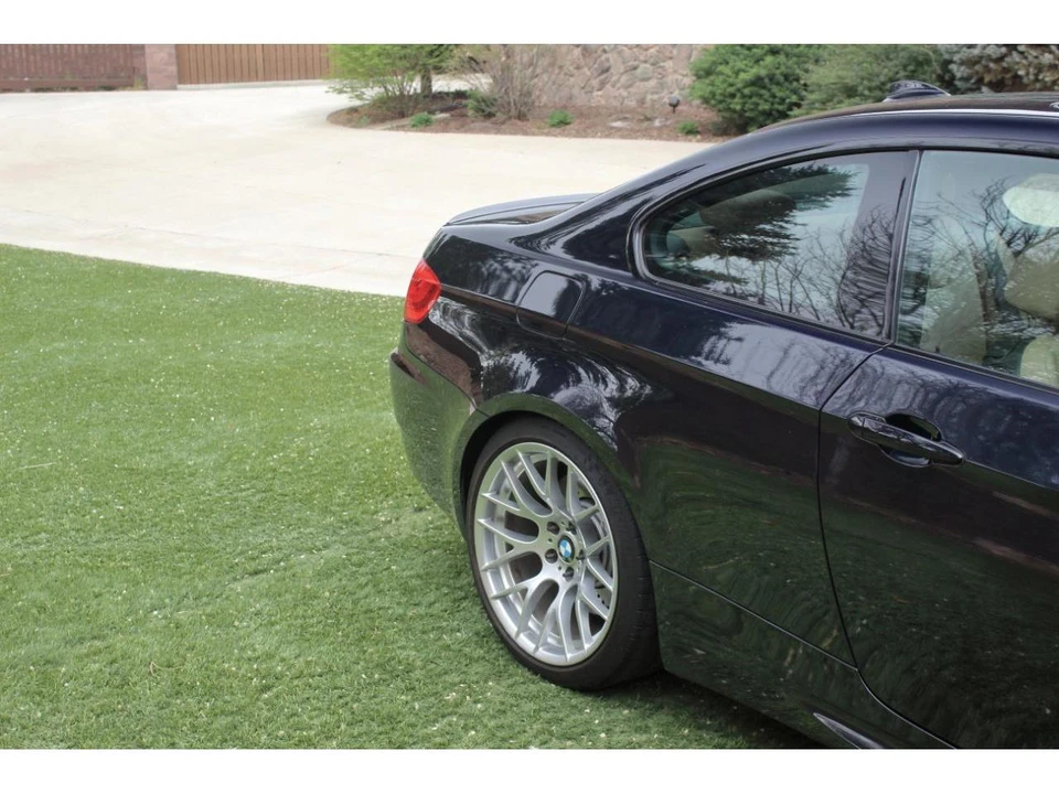 2011 BMW M3 - Image 12 of 31