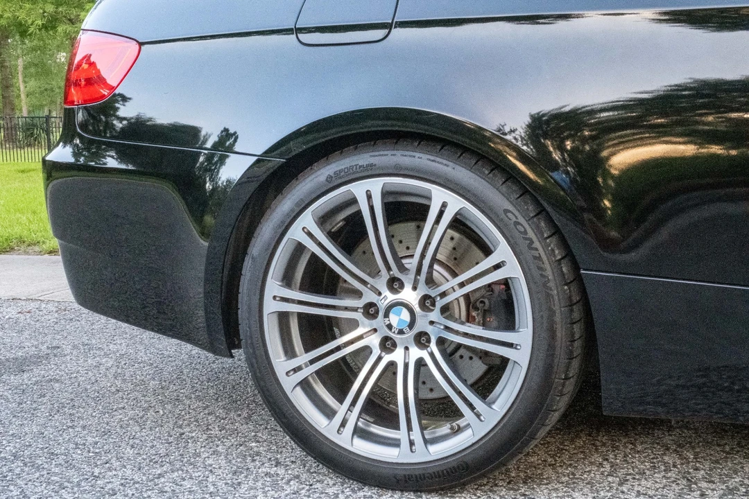 2011 BMW M3 - Image 11 of 27