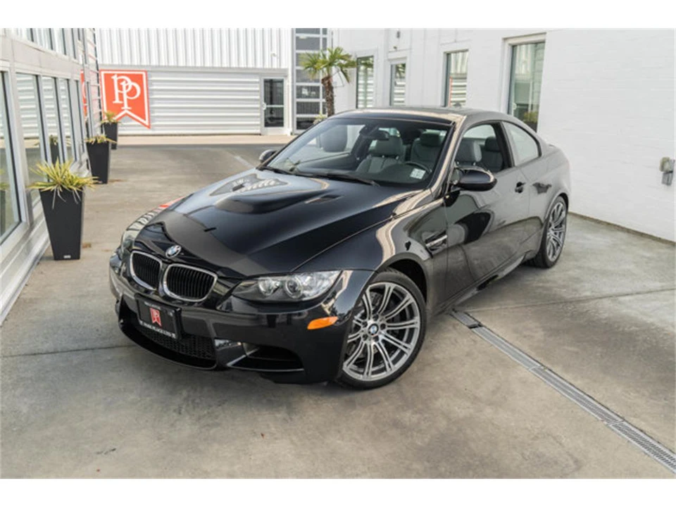 2011 BMW M3 - Image 3 of 12