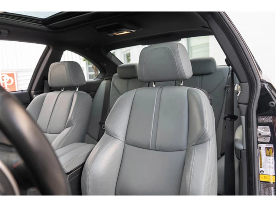 2011 BMW M3 - Image 9 of 12