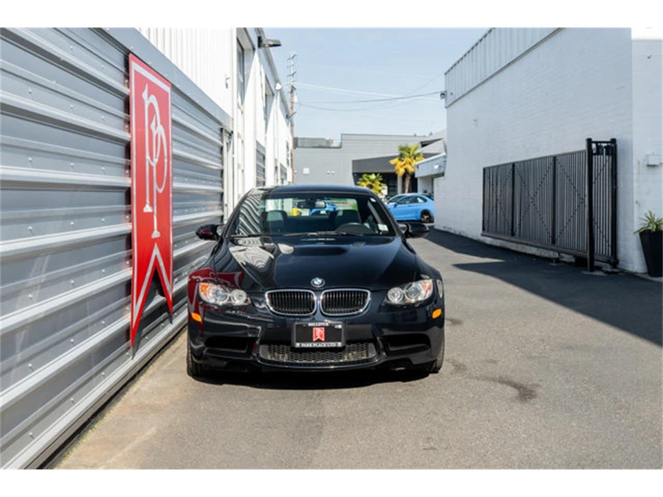 2011 BMW M3 - Image 24 of 31