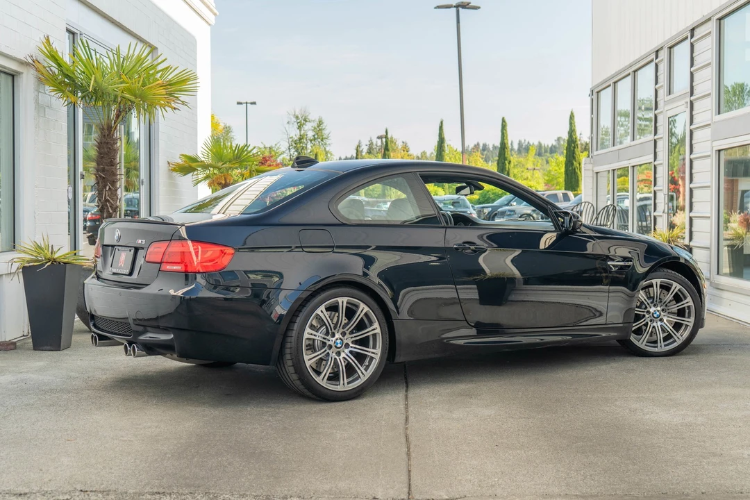 2011 BMW M3 - Image 6 of 31