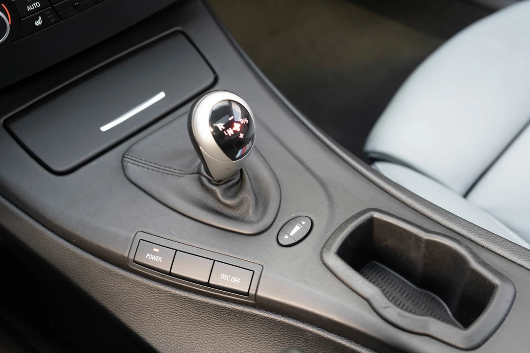 2011 BMW M3 - Image 15 of 31