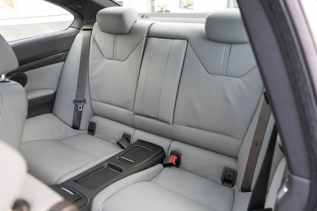 2011 BMW M3 - Image 16 of 31