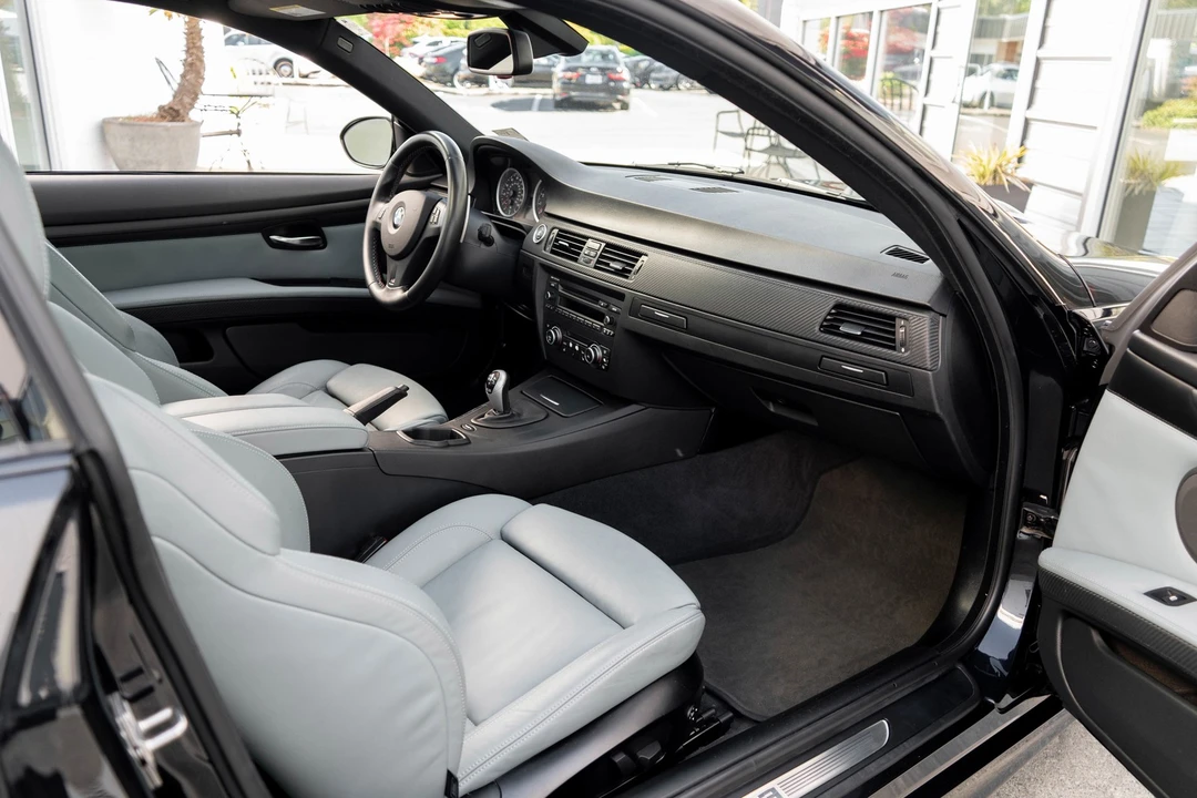 2011 BMW M3 - Image 18 of 31