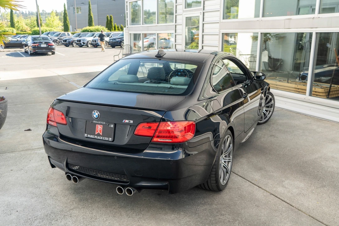 2011 BMW M3 - Image 5 of 31