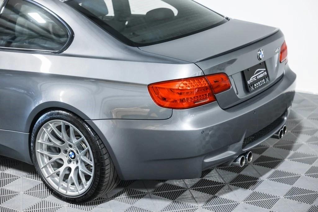 2011 BMW M3 - Image 16 of 21