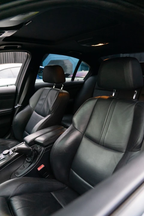 2011 BMW M3 - Image 10 of 13