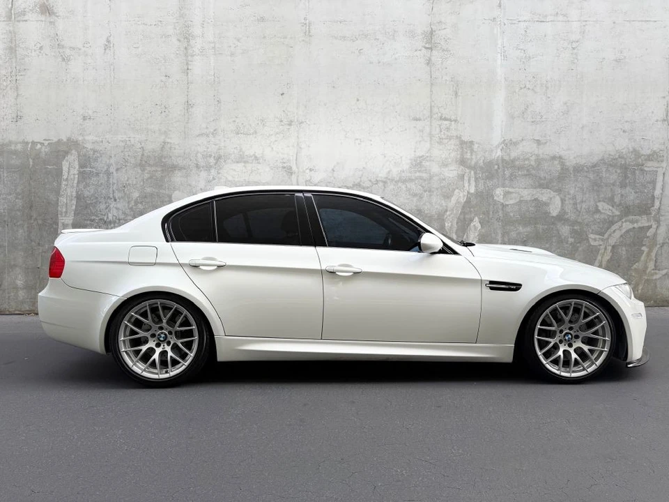 2011 BMW M3 - Image 14 of 21