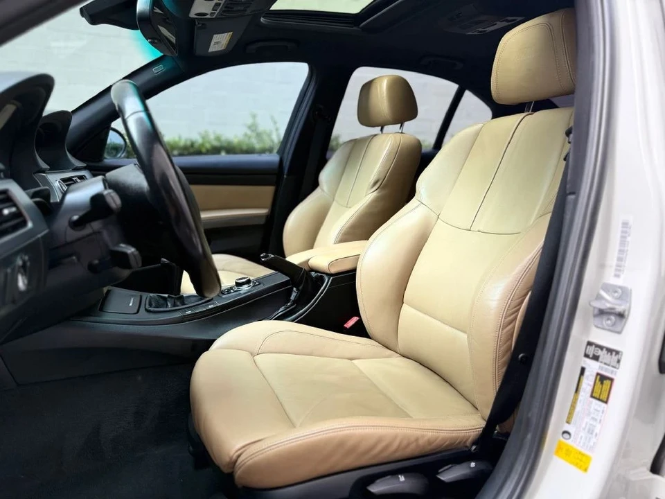 2011 BMW M3 - Image 17 of 21