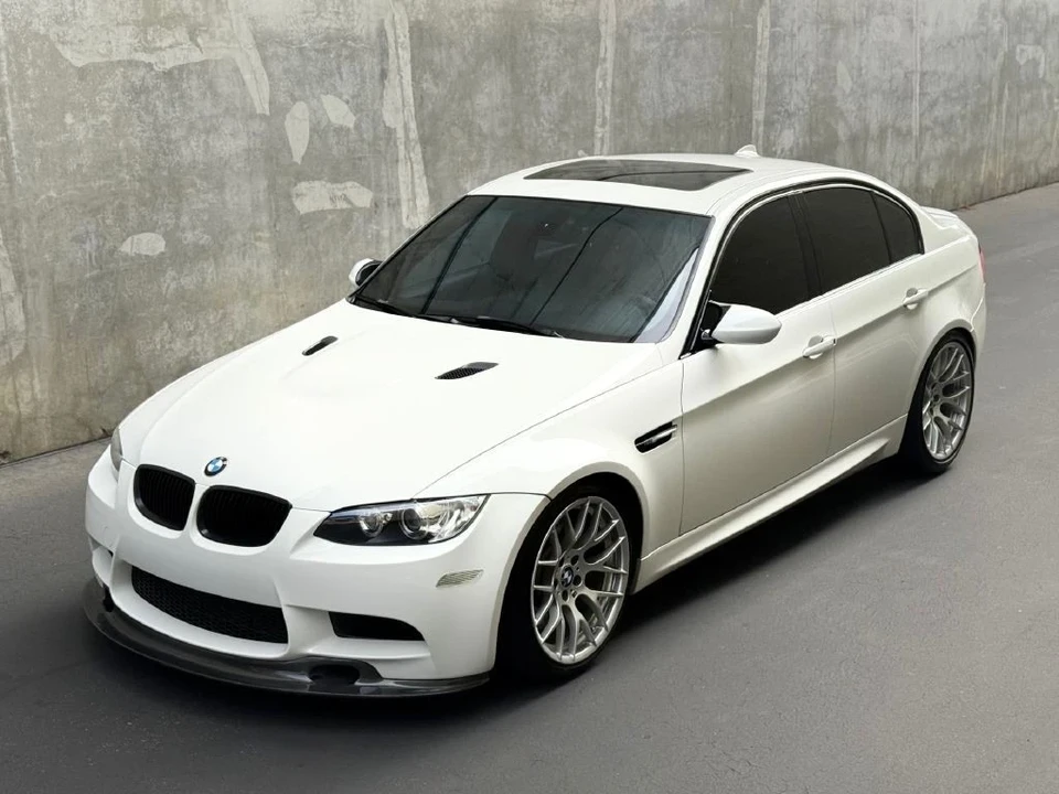 2011 BMW M3 - Image 2 of 21