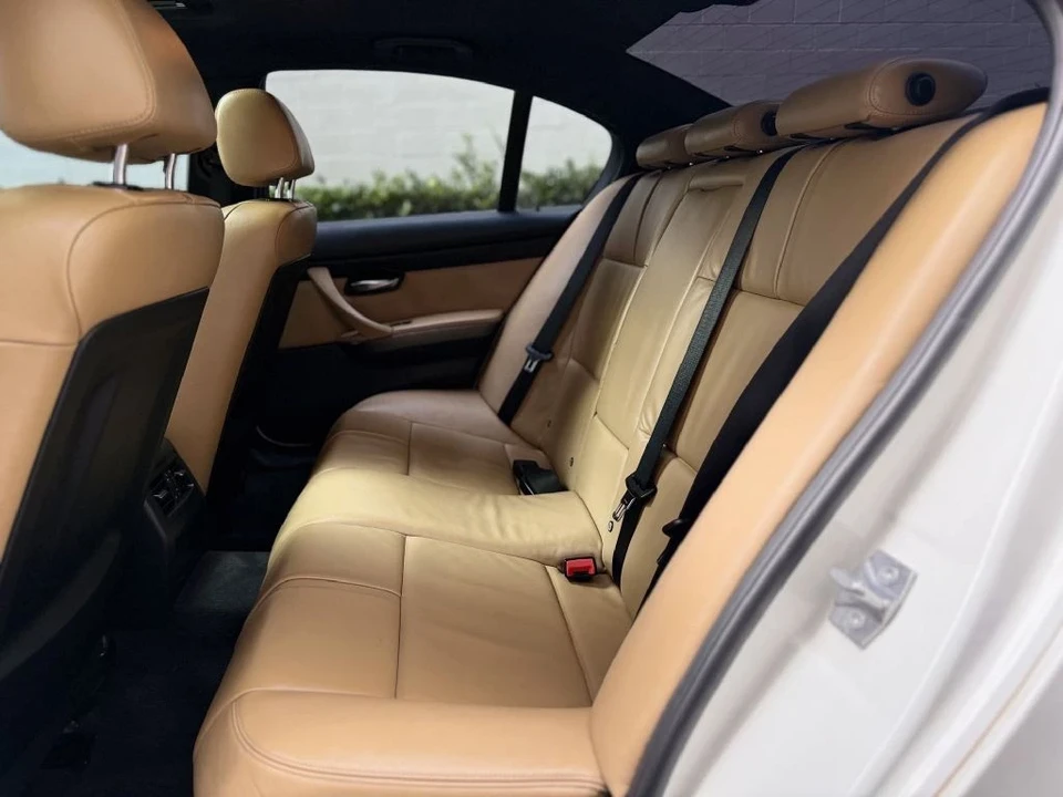 2011 BMW M3 - Image 20 of 21