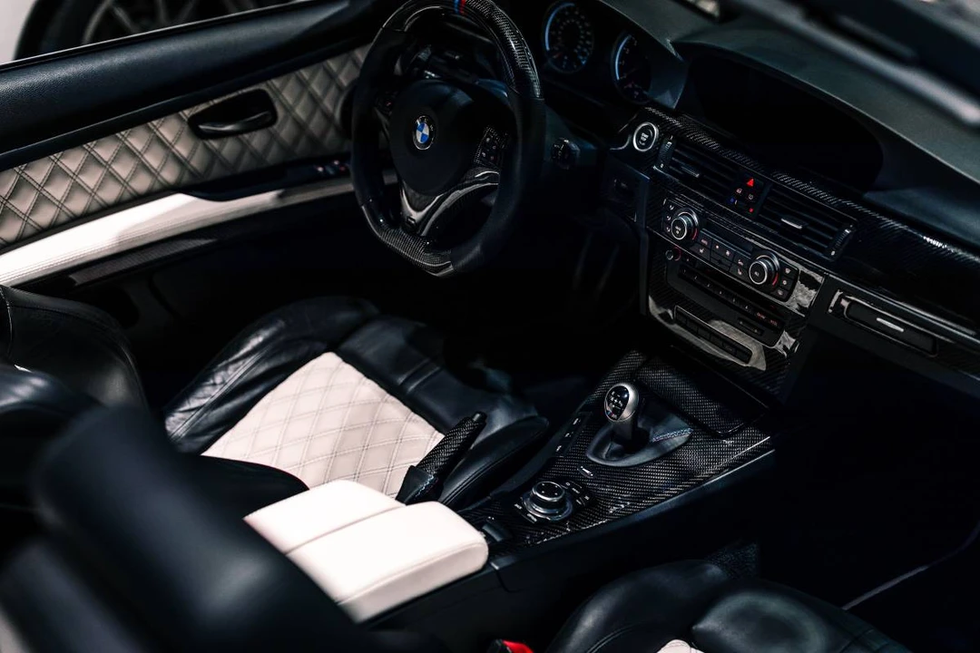 2011 BMW E93 M3 Convertible - Image 12 of 19