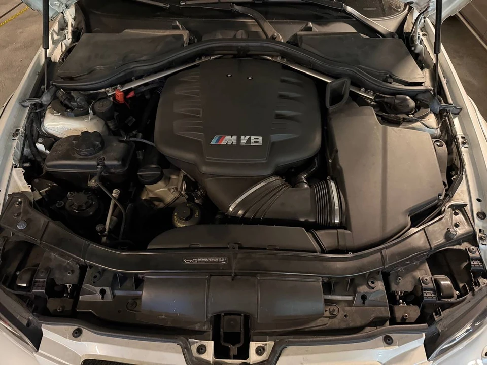 2011 BMW E93 M3 Convertible - Image 17 of 19