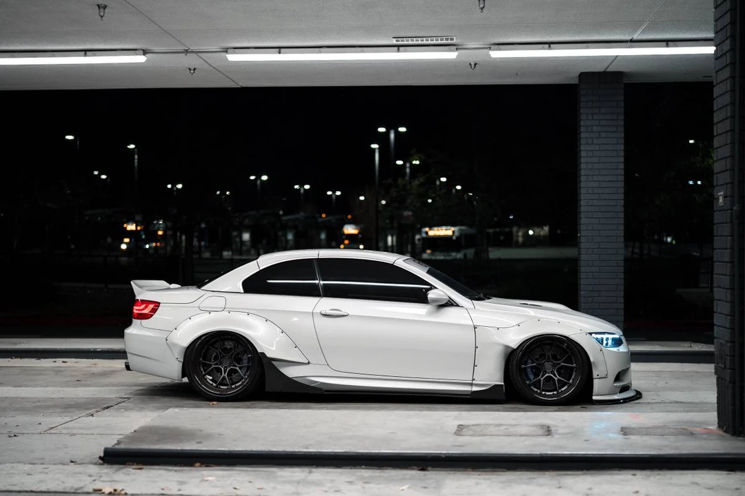 2011 BMW E93 M3 Convertible - Image 10 of 19