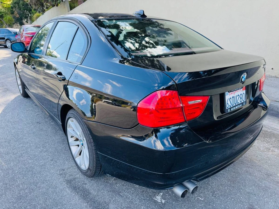 2011 BMW E90 3 Series Sedan - Image 6 of 13