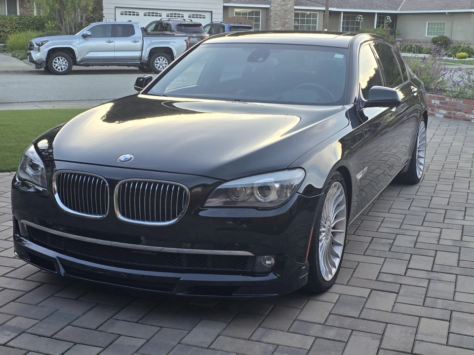 2011 BMW Alpina B7 - Image 2 of 21