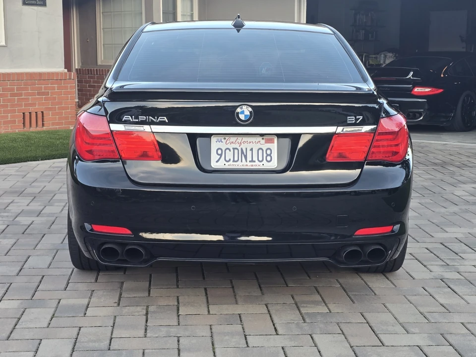 2011 BMW Alpina B7 - Image 6 of 21