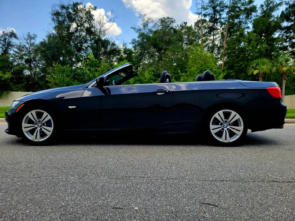 2011 BMW E93 3 Series Convertible - Image 3 of 19
