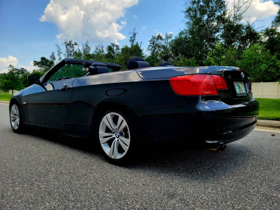 2011 BMW E93 3 Series Convertible - Image 7 of 19