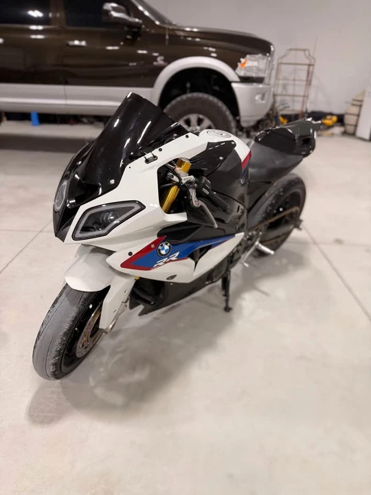 2011 BMW S1000 - Image 2 of 9