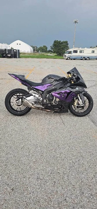 2011 BMW S1000 - Image 2 of 2
