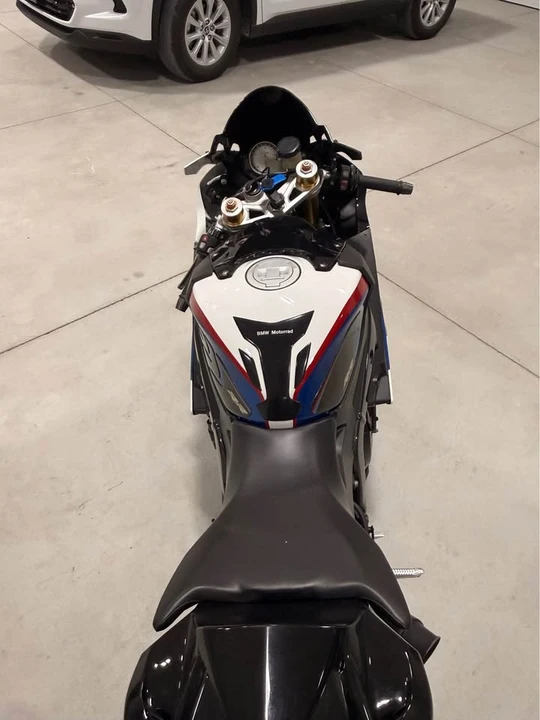 2011 BMW S1000 - Image 9 of 9