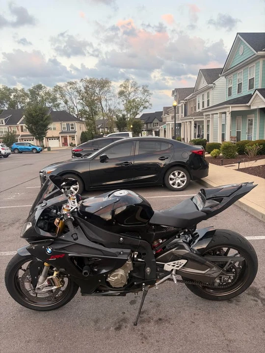 2011 BMW S1000 - Image 4 of 5