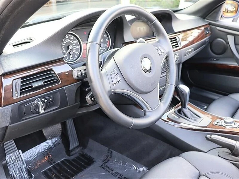 2011 BMW E90 3 Series Sedan - Image 15 of 20