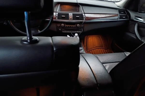 2011 BMW E70 X5 - Image 7 of 10