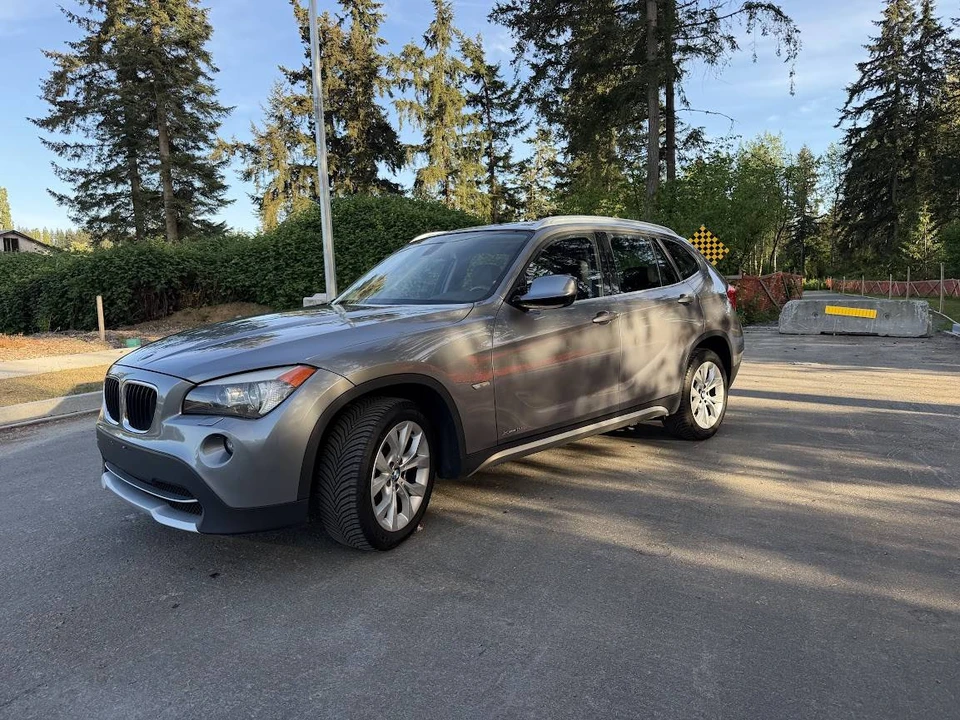 2011 BMW E84 X1 - Image 2 of 11