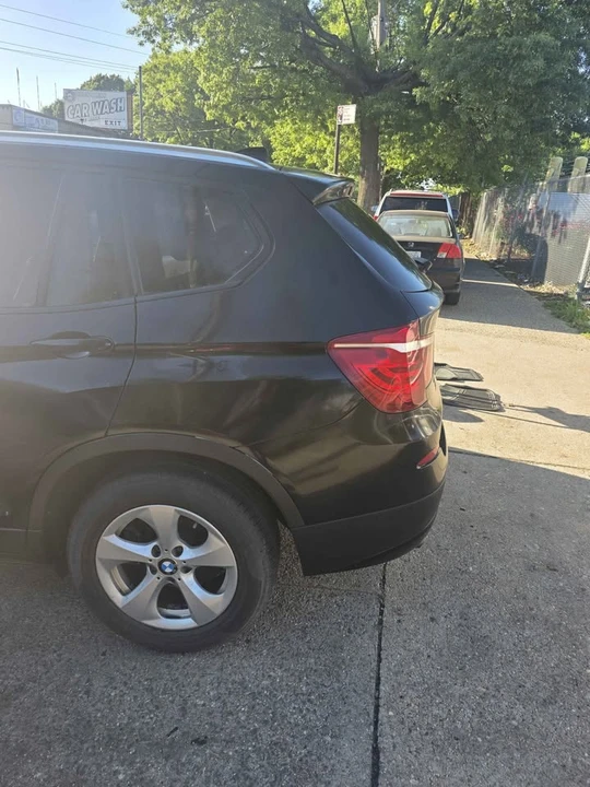 2011 BMW E83 X3 - Image 11 of 14