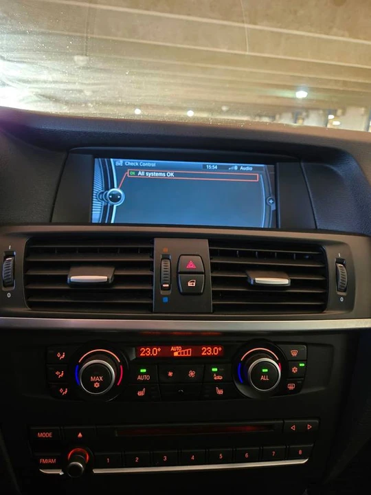 2011 BMW F25 X3 - Image 11 of 18