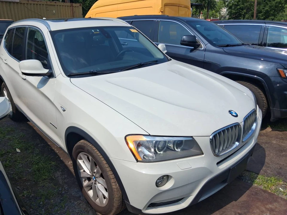 2011 BMW F25 X3 - Image 2 of 11