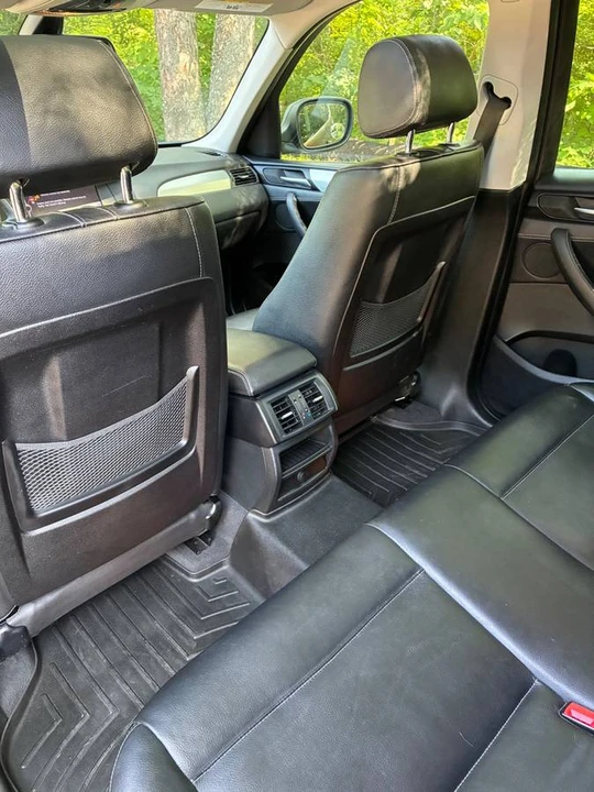 2011 BMW X3 - Image 9 of 9