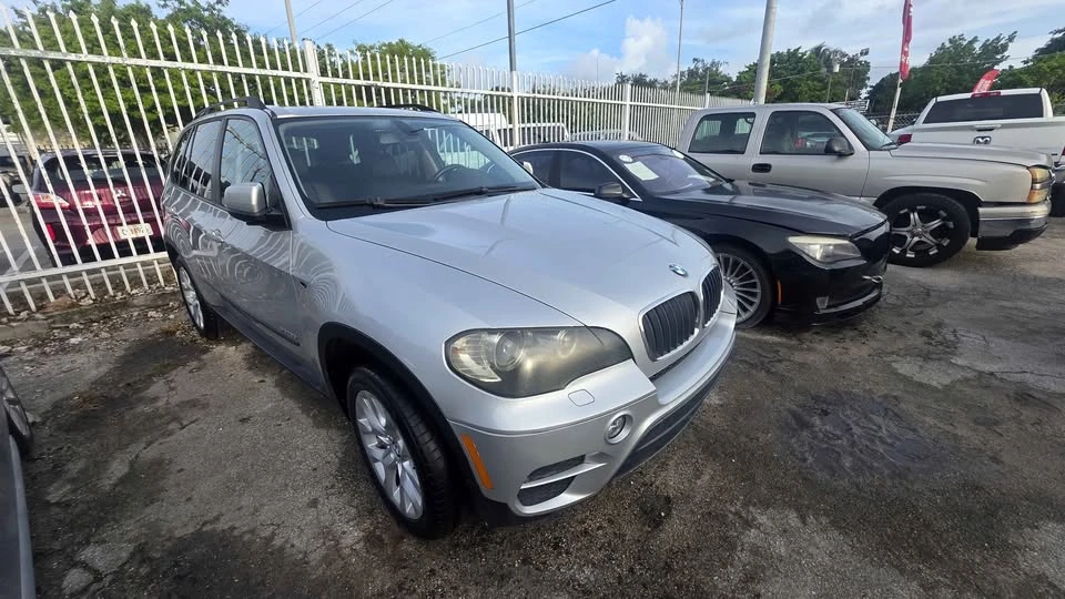2011 BMW E70 X5 - Image 2 of 6