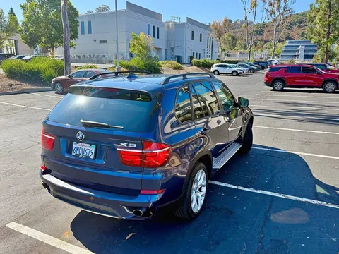 2011 BMW X5 3.0i Sport Utility 4D