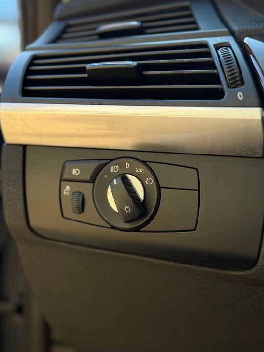 2011 BMW E70 X5 - Image 11 of 20