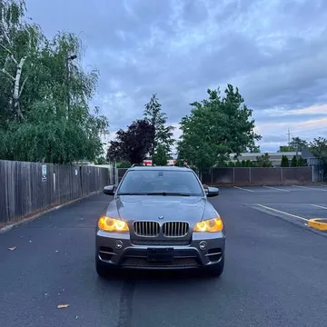 2011 BMW X5 4.4i