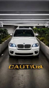 2011 BMW X5 50i