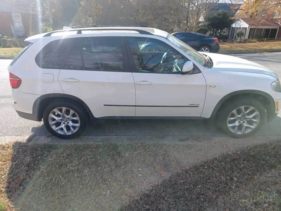 2011 BMW E70 X5 - Image 3 of 5