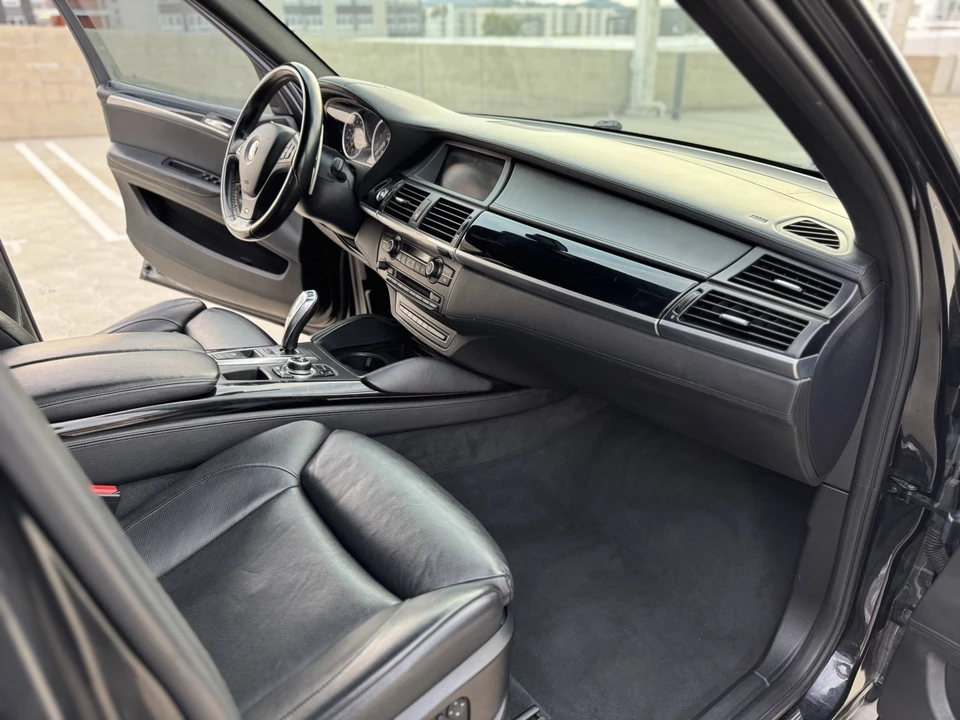 2011 BMW E70 X5 M - Image 14 of 21