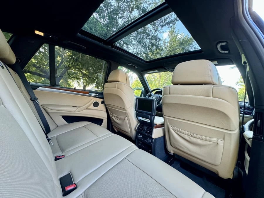 2011 BMW E70 X5 - Image 10 of 22