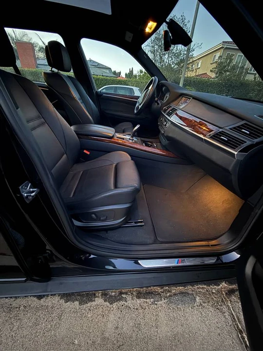 2011 BMW E70 X5 M - Image 8 of 24