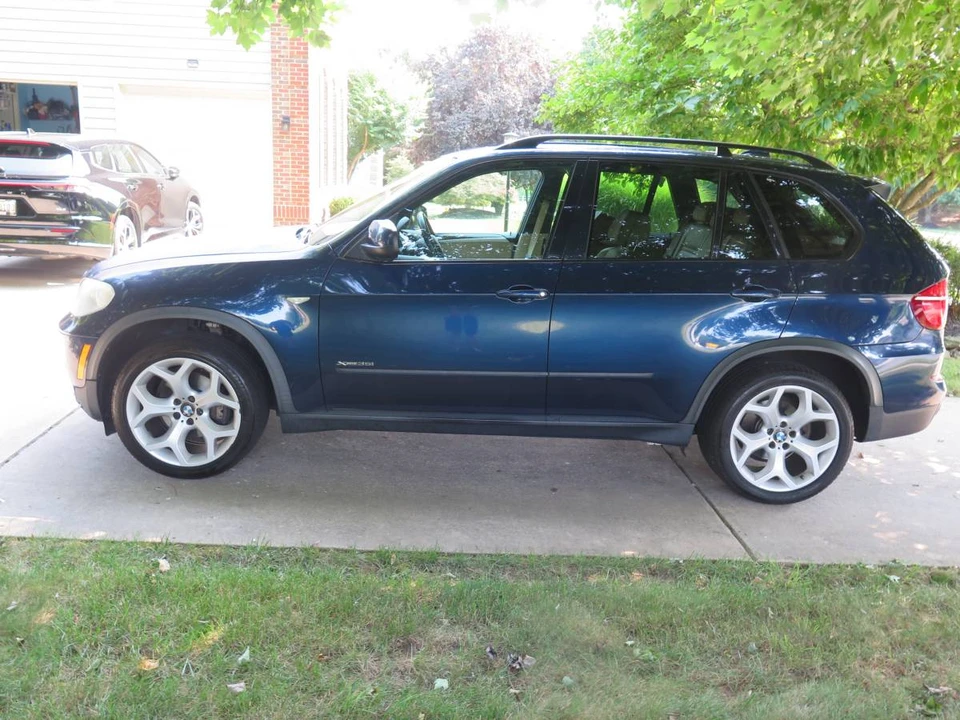 2011 BMW E70 X5 - Image 3 of 19