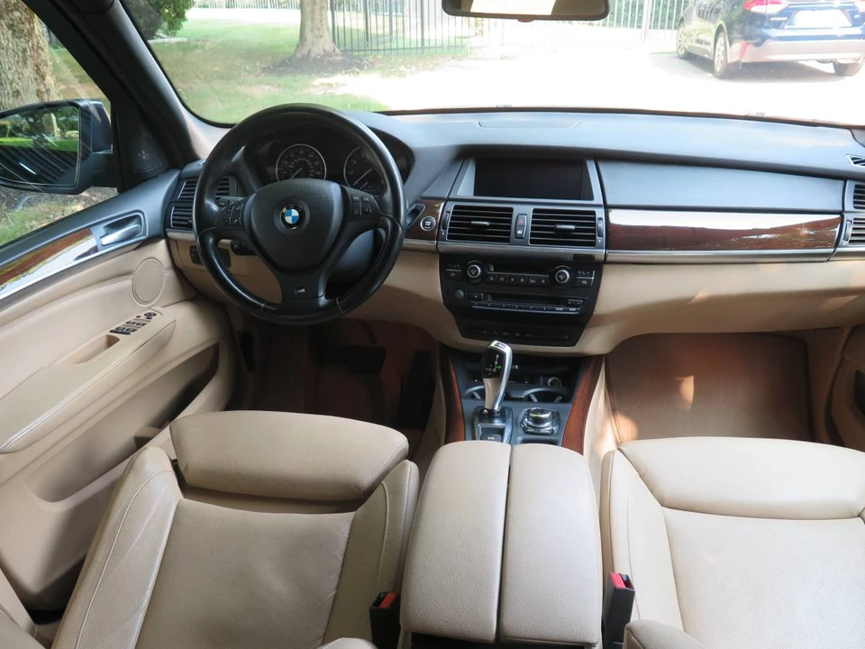 2011 BMW E70 X5 - Image 8 of 19