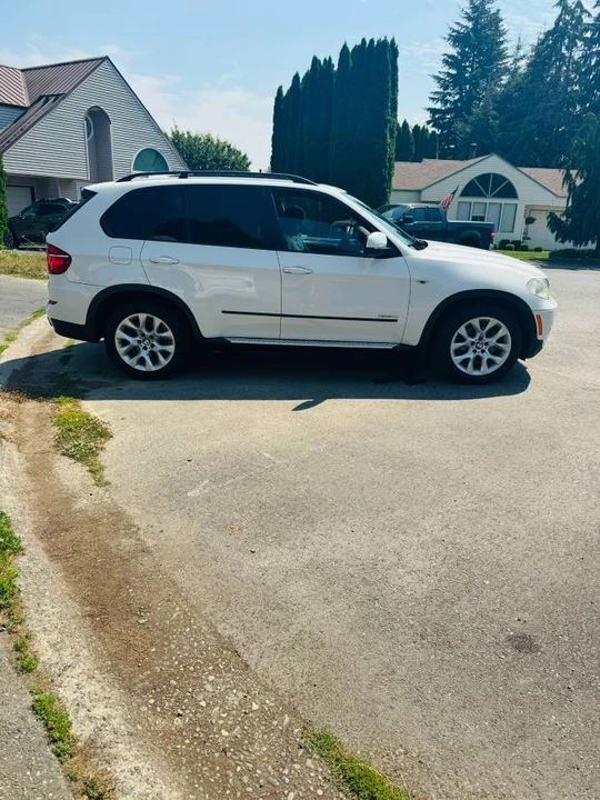 2011 BMW E70 X5 - Image 2 of 4