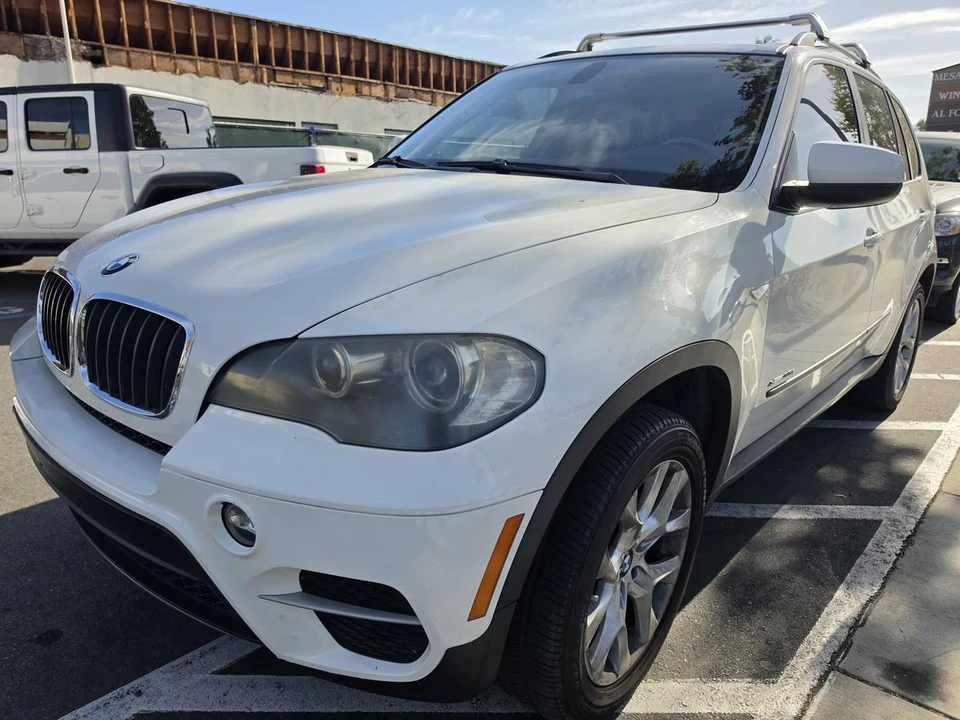 2011 BMW E70 X5 - Image 5 of 10